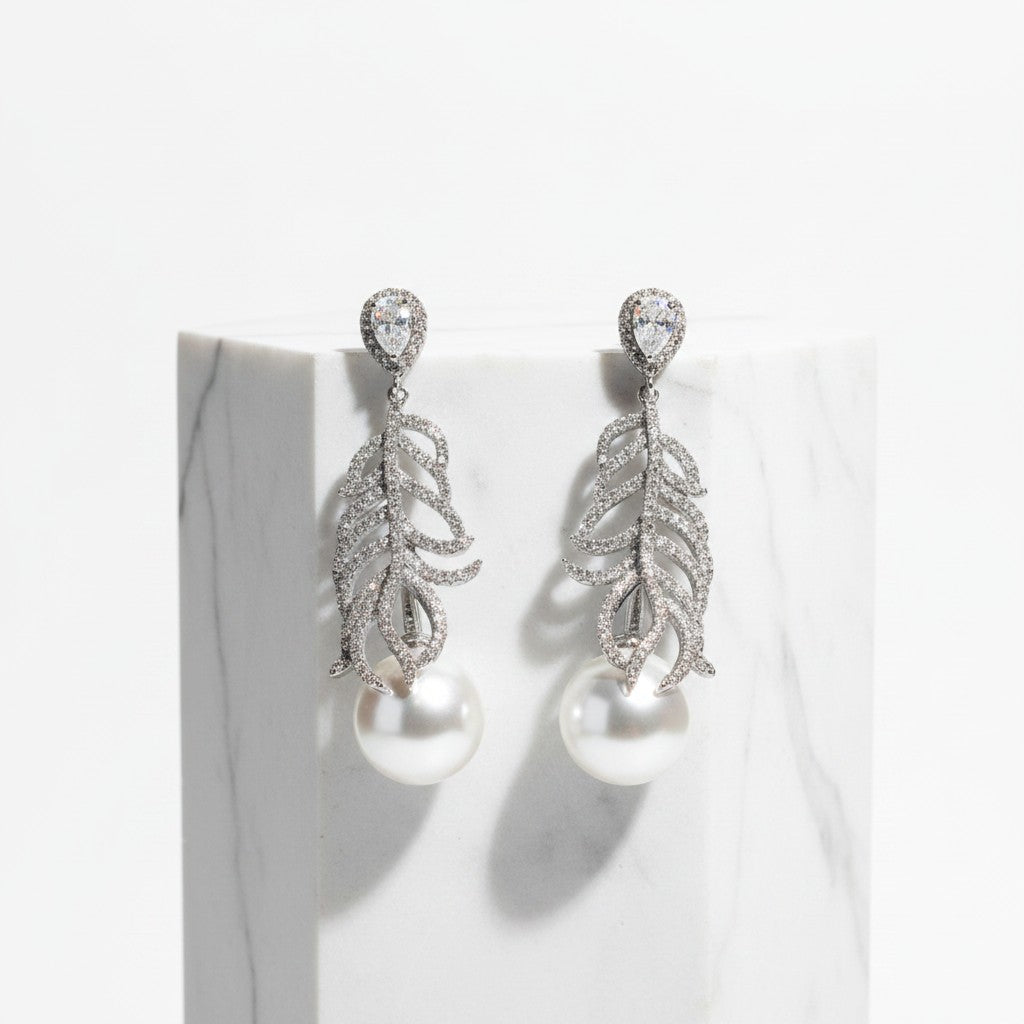 CUBIC ZIRCONIA COLLECTION - EXQUISITE GATSBY INSPIRED  EARRINGS - CZER624 SILVER