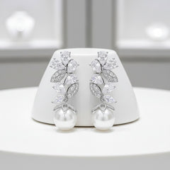 CUBIC ZIRCONIA COLLECTION -  VINTAGE STARLET EARRINGS - CZER626 SILVER