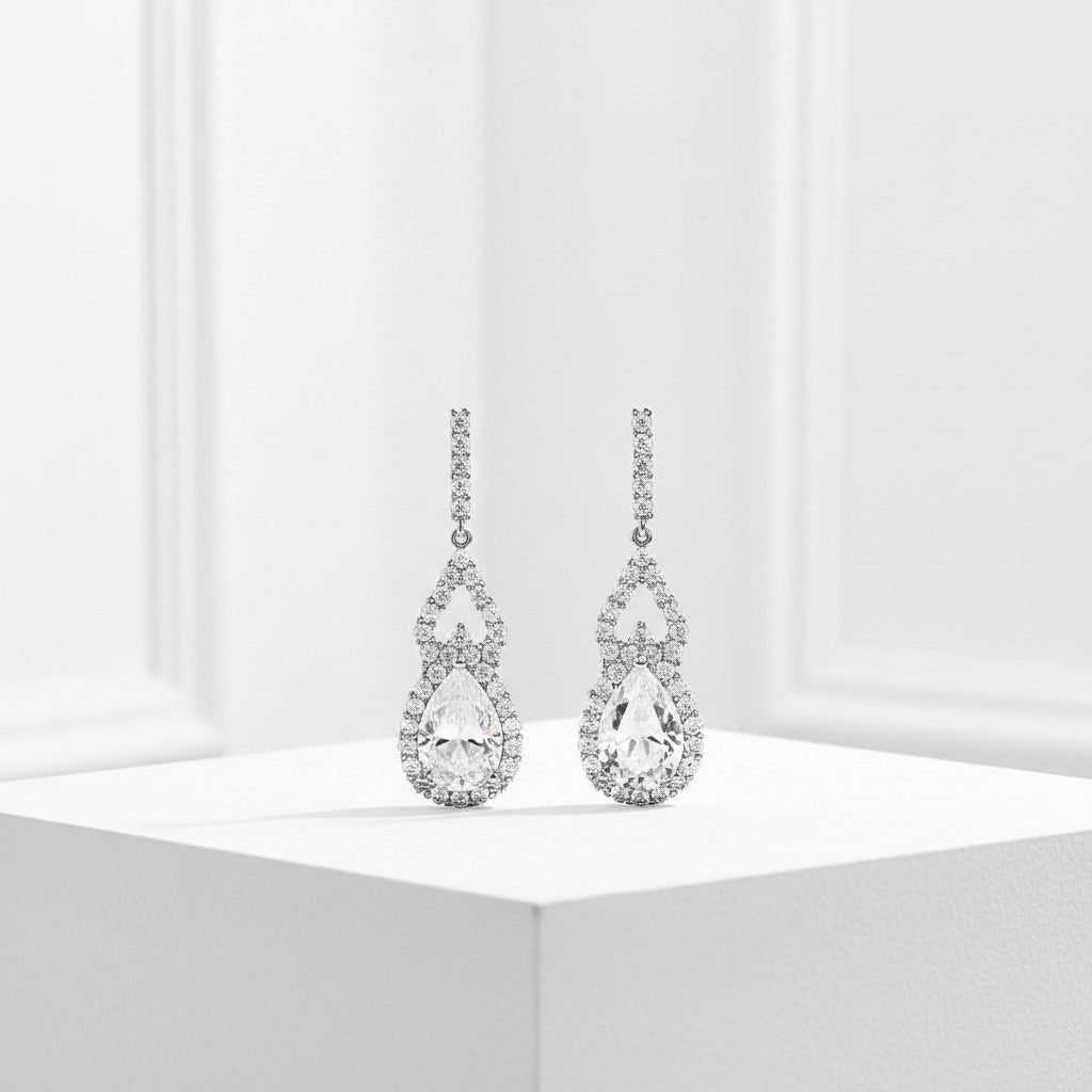CUBIC ZIRCONIA COLLECTION - DAINTY DIVA EARRINGS - CZER631 SILVER