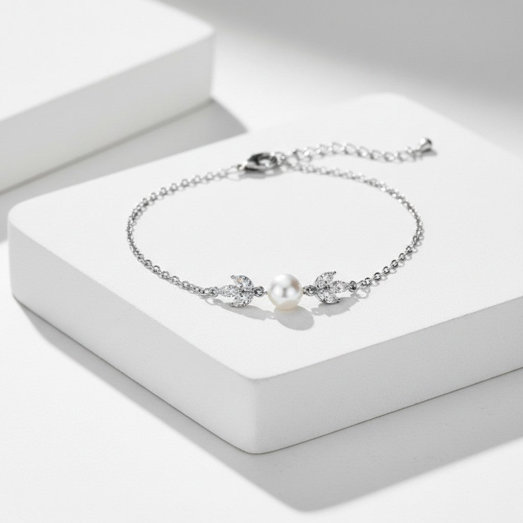 CUBIC ZIRCONIA COLLECTION - CHIC PEARL BRACELET - BR134 SILVER