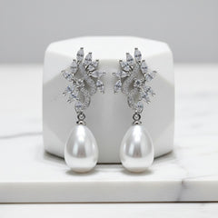 CUBIC ZIRCONIA COLLECTION - LUXE PEARL EARRINGS - CZER634