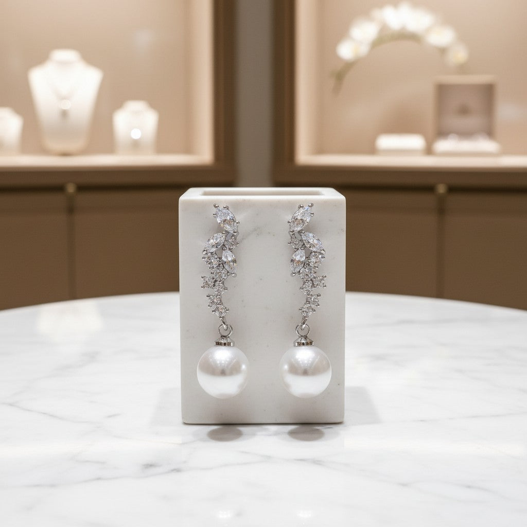 CUBIC ZIRCONIA COLLECTION - GLEAMING PEARL DROP EARRINGS - CZER636 SILVER