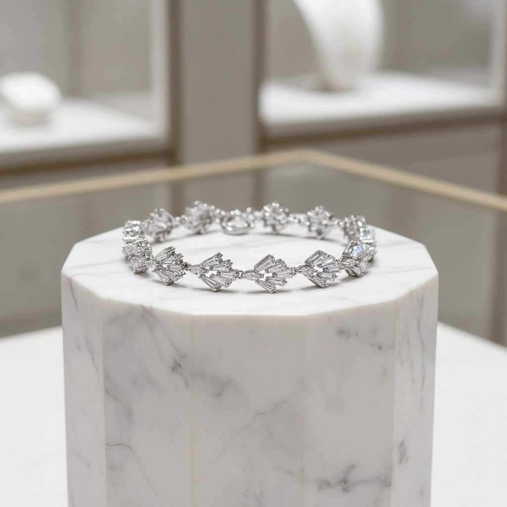 CUBIC ZIRCONIA COLLECTION - GASTBY STYLE BRACELET - CZBR138 SILVER