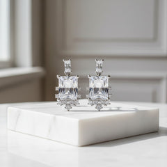 CUBIC ZIRCONIA EARRINGS - DAINTY SPARKLE EARRINGS - CZER660 - CLEAR CRYSTAL