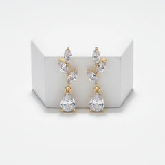 CUBIC ZIRCONIA COLLECTION - DAINTY ELEGANCE EARRINGS - CZER663 GOLD