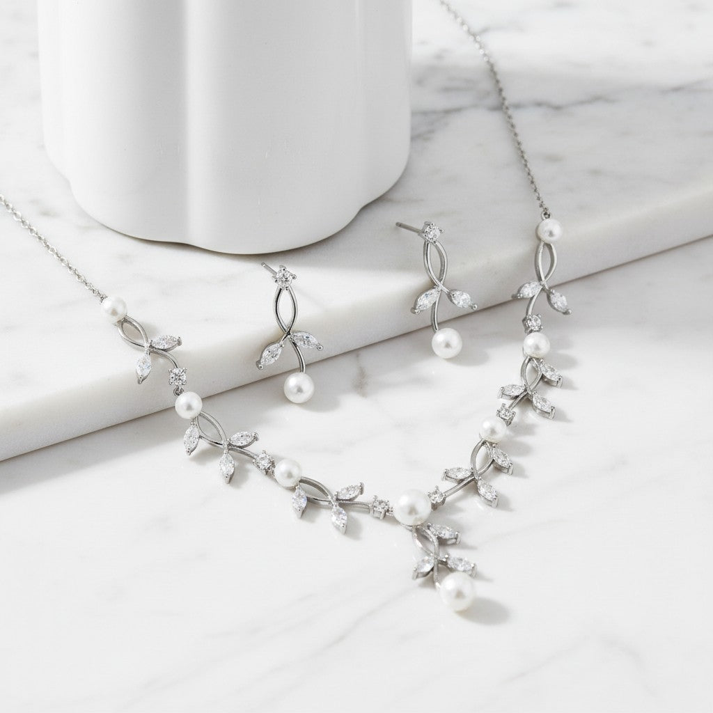 CUBIC ZIRCONIA COLLECTION - LUSH PEARL NECKLACE SET - CZNK171 SILVER
