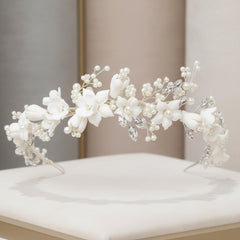 ATHENA COLLECTION - SPARKLING ROMANCE HEADBAND - AHB142 SILVER