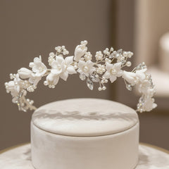 ATHENA COLLECTION - SPARKLING ROMANCE HEADBAND - AHB142 SILVER