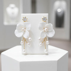 ATHENA COLLECTION - LILLIAN FRESHWATER PEARL EARRINGS - CZER664 GOLD