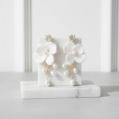 ATHENA COLLECTION - LILLIAN FRESHWATER PEARL EARRINGS - CZER664 GOLD