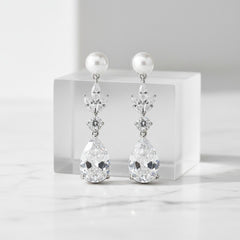 CUBIC ZIRCONIA COLLECTION - ENCHANTMENT EARRINGS - SILVER CZER669