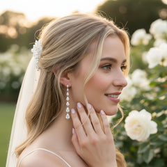 CUBIC ZIRCONIA COLLECTION - CHIC CASCADE EARRINGS - CZER674 SILVER