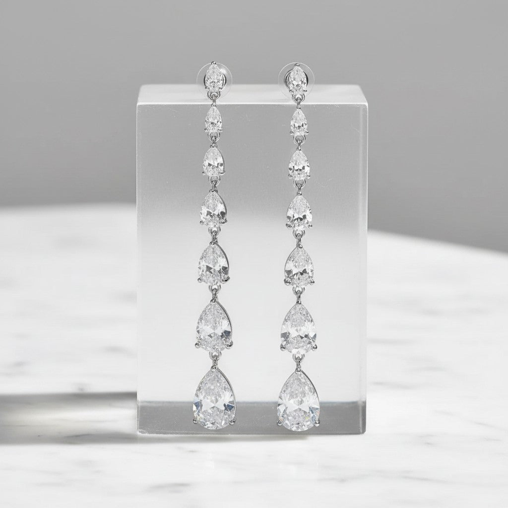 CUBIC ZIRCONIA COLLECTION - CHIC CASCADE EARRINGS - CZER674 SILVER
