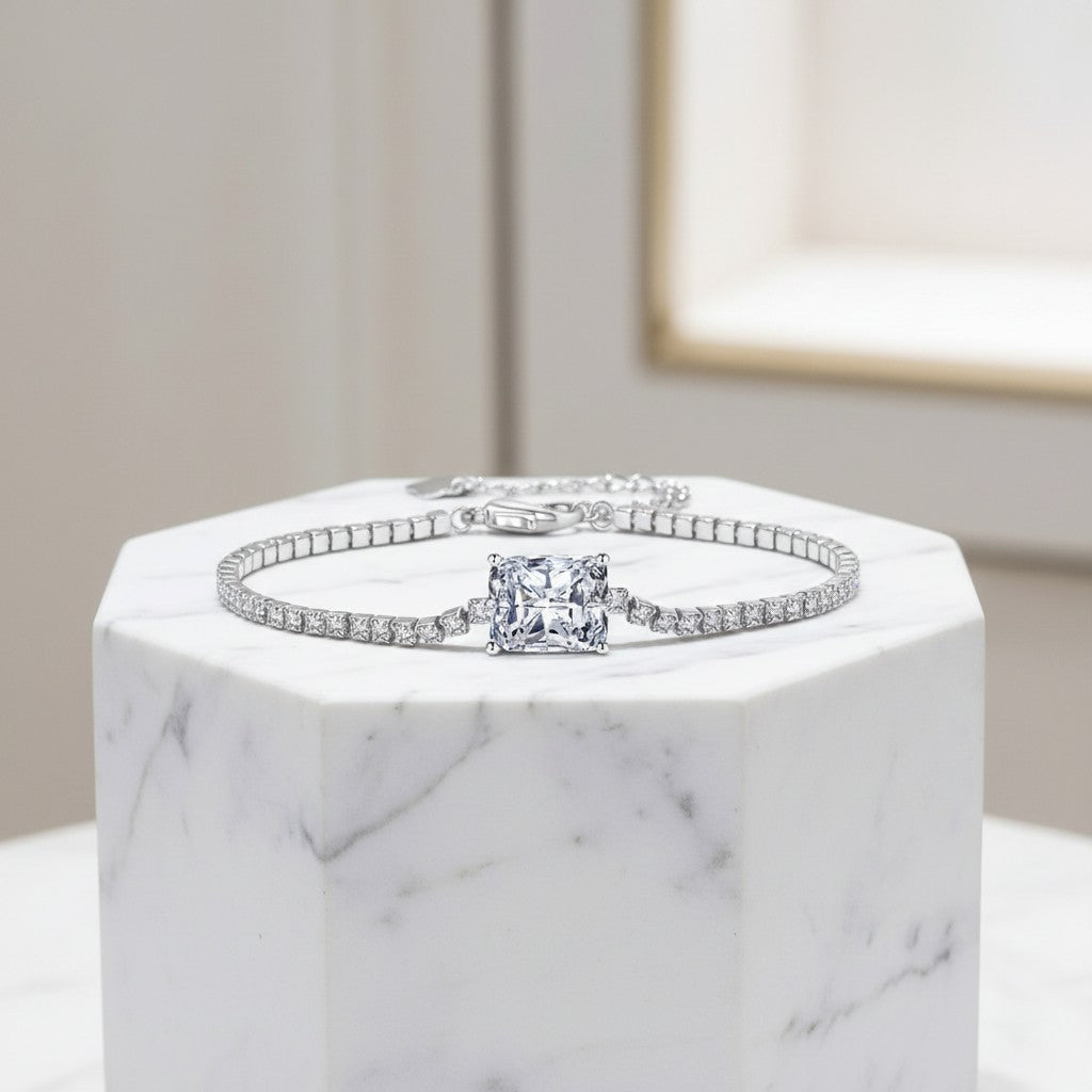 CUBIC ZIRCONIA COLLECTION - GLITZY GEM BRACELET 925 STERLING SILVER - CZBR140 SILVER