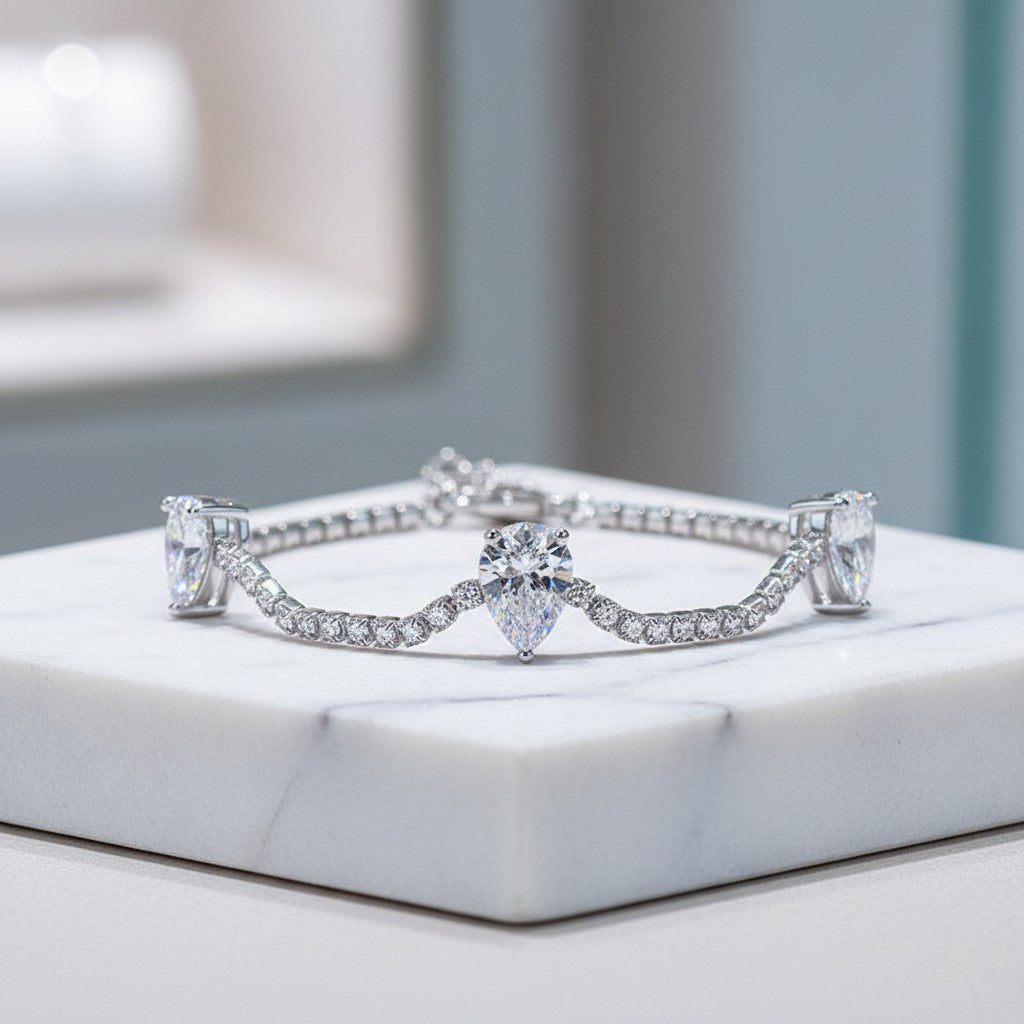 CUBIC ZIRCONIA COLLECTION - SHIMMER BRACELET 925 STERLING SILVER - SILVER  CZBR141