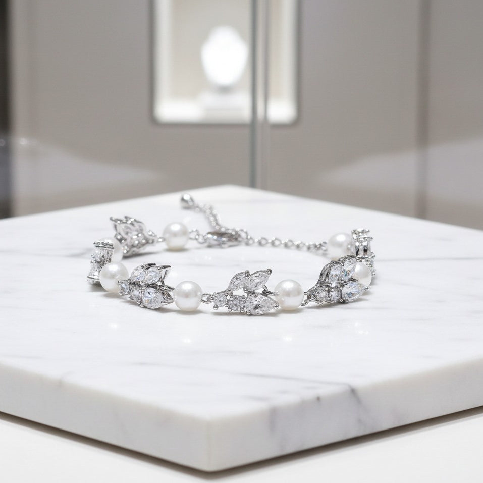 CUBIC ZIRCONIA COLLECTION - PERFECT PEARL BRACELET - CZBR142 SILVER