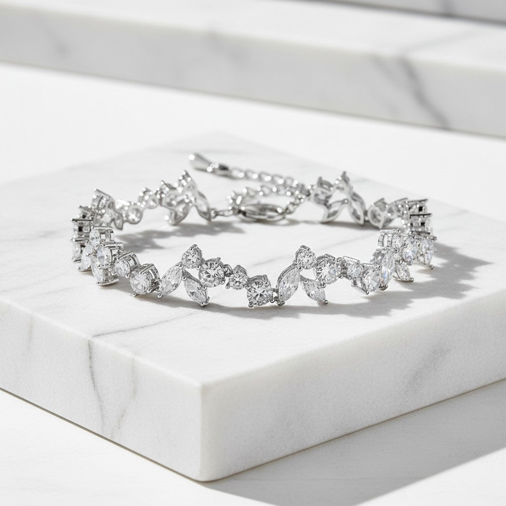 CUBIC ZIRCONIA COLLECTION - SIMULATED DIAMOND BRACELET - CZBR143 SILVER