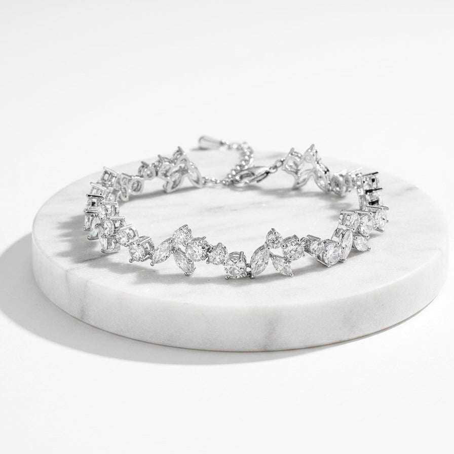 CUBIC ZIRCONIA COLLECTION - SIMULATED DIAMOND BRACELET - CZBR143 SILVER