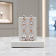 CUBIC ZIRCONIA COLLECTION - GLAM STARLET EARRINGS - CZER564 ROSE GOLD