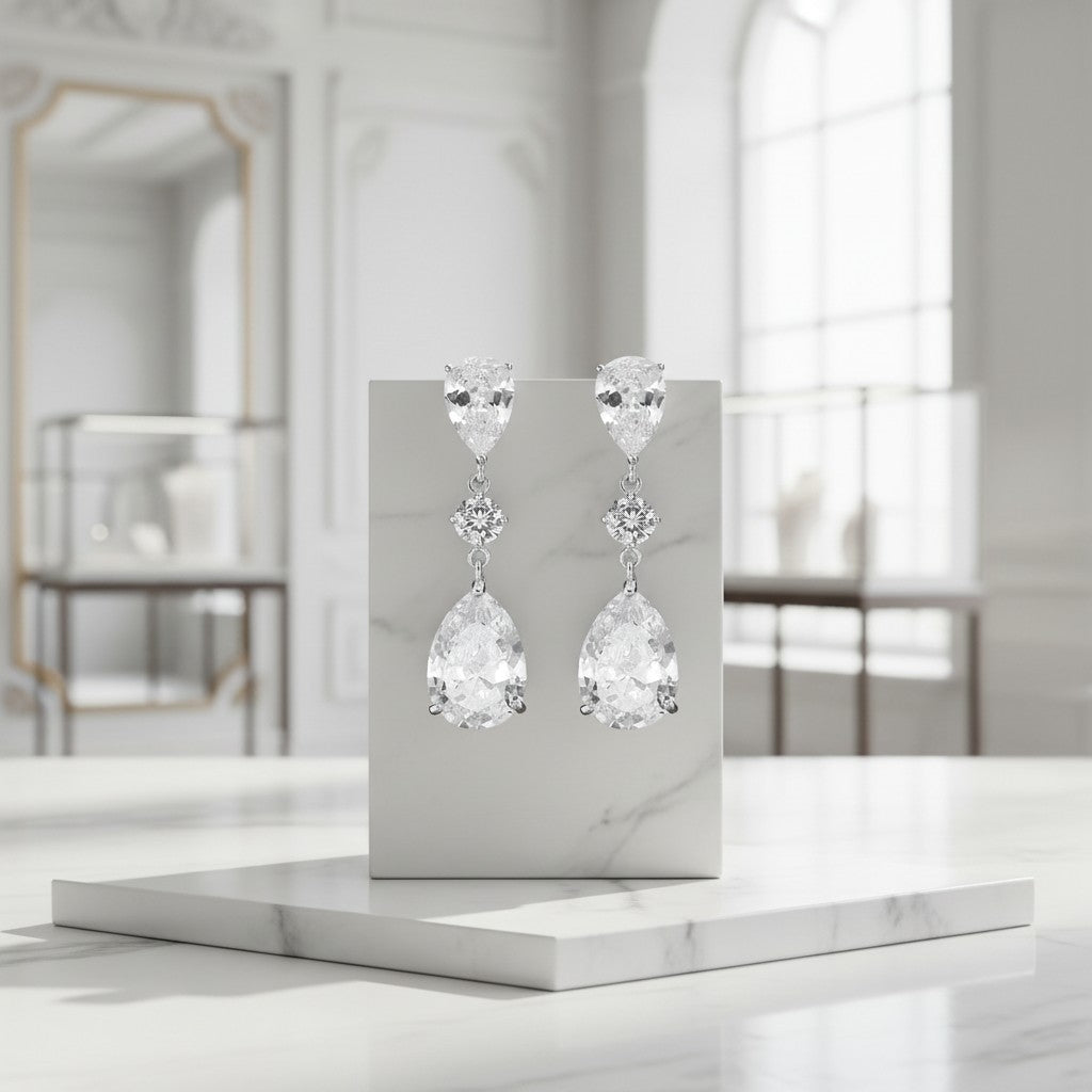CUBIC ZIRCONIA COLLECTION - CHIC CZ SPARKLE EARRINGS - CZER680 SILVER