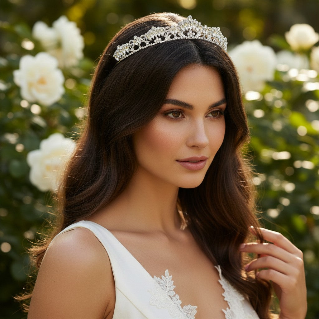 CUBIC ZIRCONIA COLLECTION - DAINTY DIVA TIARA - AHB152 - SILVER