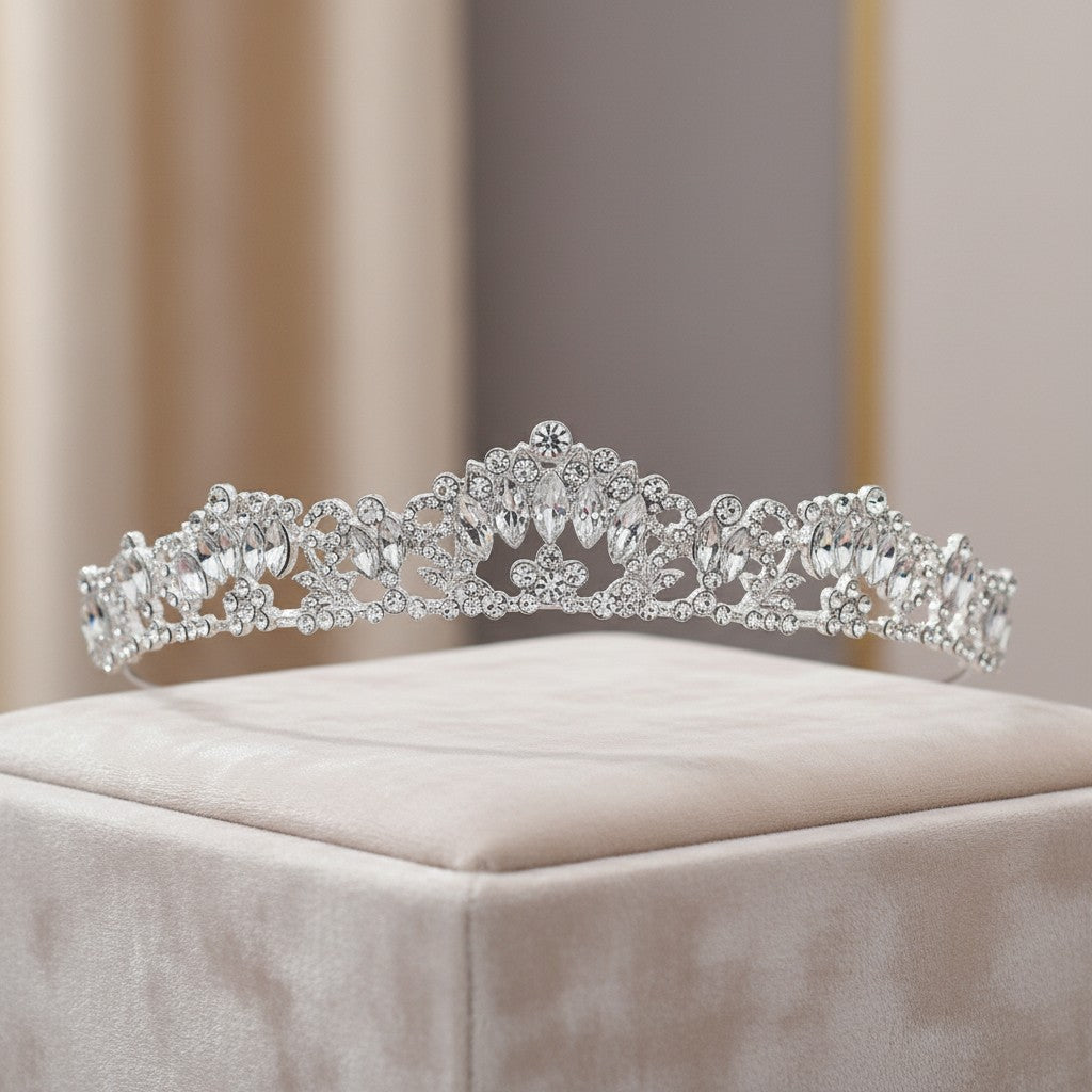 CUBIC ZIRCONIA COLLECTION - DAINTY DIVA TIARA - AHB152 - SILVER