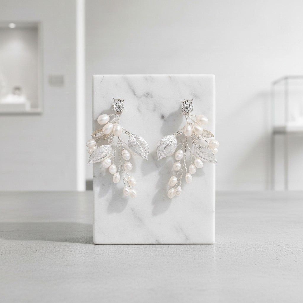 CUBIC ZIRCONIA COLLECTION - RADIANCE PEARL EARRINGS - CZER690 SILVER