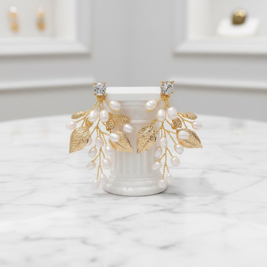 CUBIC ZIRCONIA COLLECTION - RADIANCE PEARL EARRINGS - CZER690 GOLD