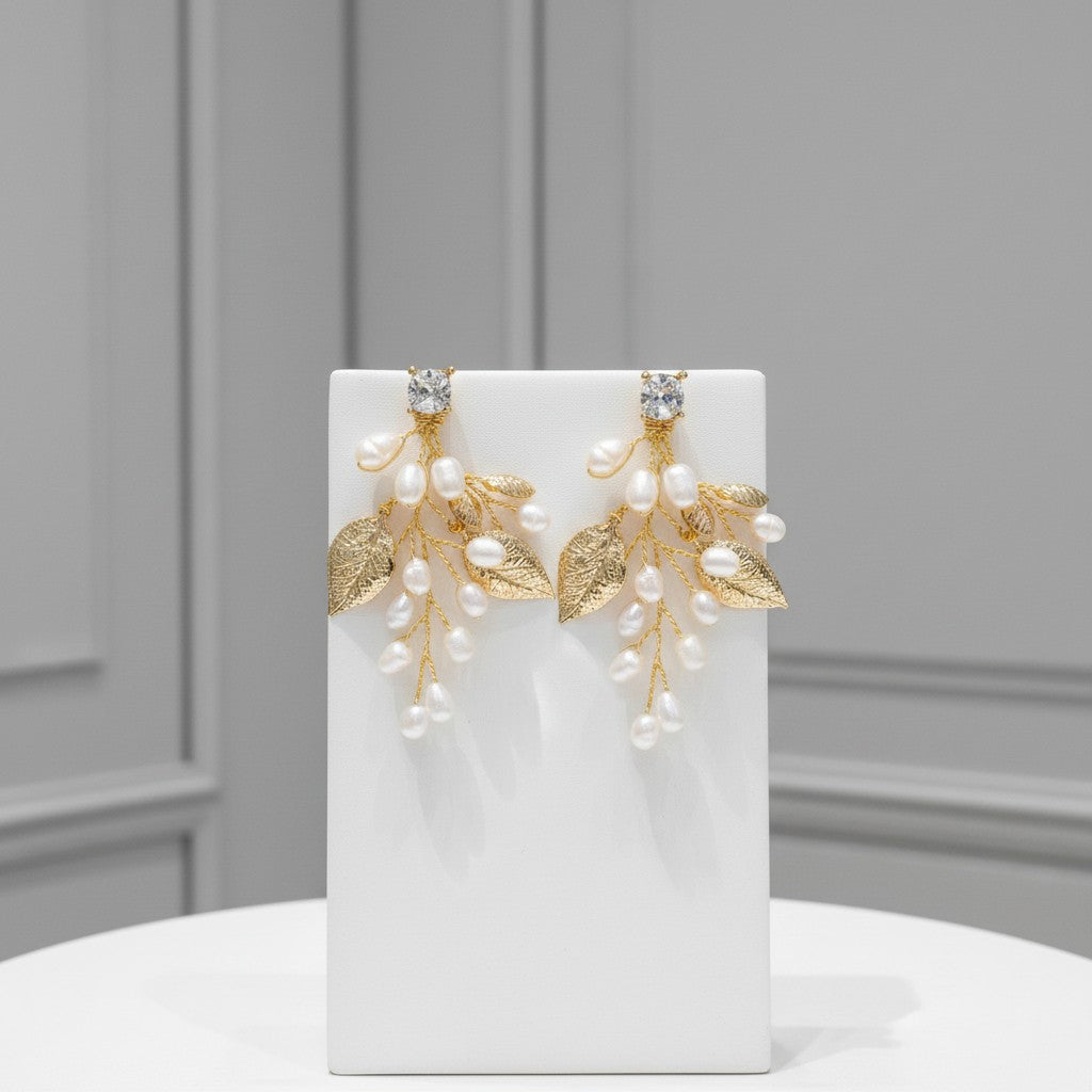 CUBIC ZIRCONIA COLLECTION - RADIANCE PEARL EARRINGS - CZER690 GOLD