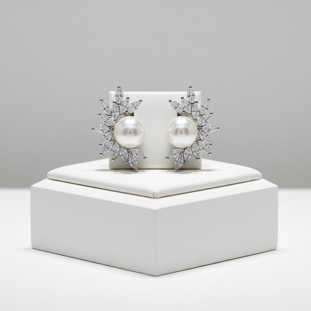 CUBIC ZIRCONIA COLLECTION - DAINTY PEARL EARRINGS - CZER692 SILVER