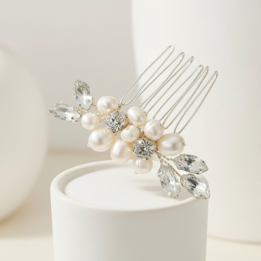 ATHENA COLLECTION - DAINTY PEARL HAIR COMB - HC274 SILVER