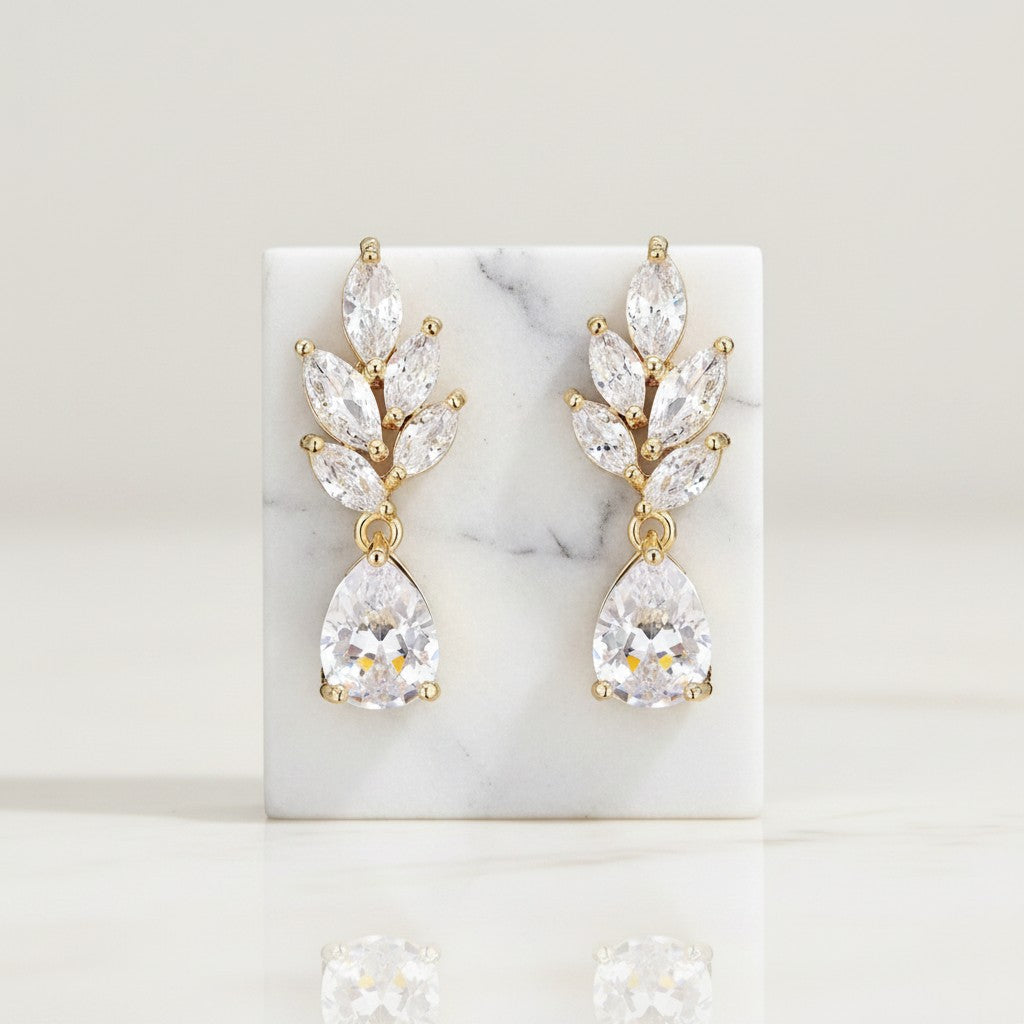 CUBIC ZIRCONIA COLLECTION - DELICATE VINE EARRINGS - CZER601 GOLD