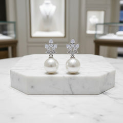 CUBIC ZIRCONIA COLLECTION - EXQUISITE PEARL EARRINGS - CZER706 SILVER