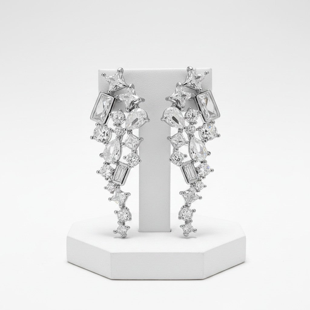 CUBIC ZIRCONIA COLLECTION - HOLLYWOOD GLAM EARRINGS - CZER708 SILVER