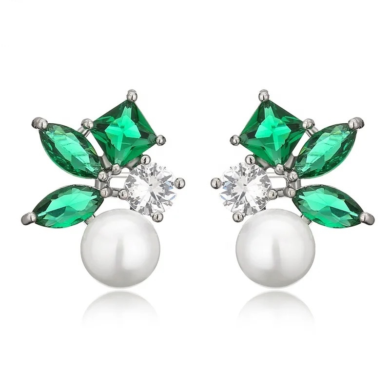 CUBIC ZIRCONIA COLLECTION - STARLET CHIC EARRINGS - CZER709 EMERALD