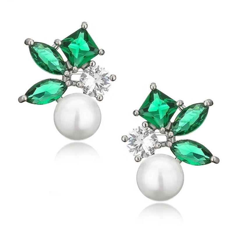 CUBIC ZIRCONIA COLLECTION - STARLET CHIC EARRINGS - CZER709 EMERALD