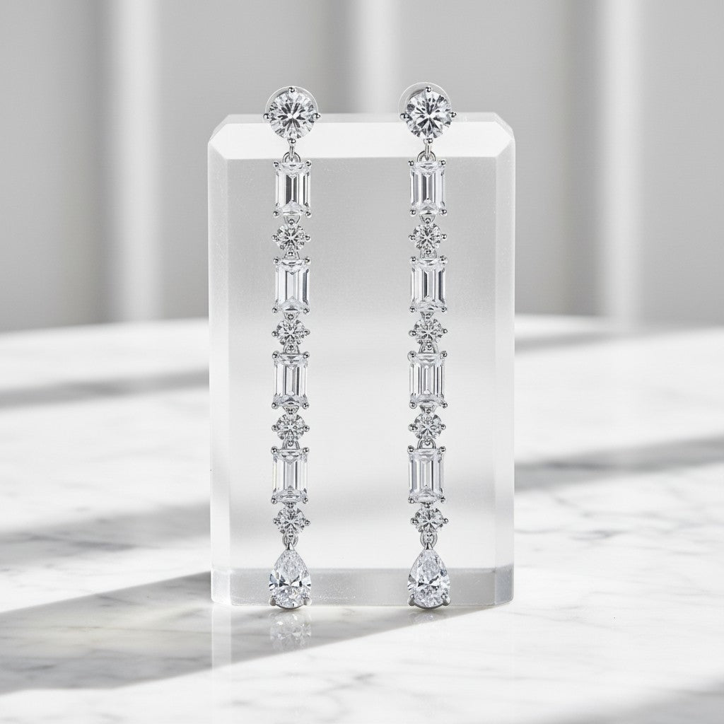 CUBIC ZIRCONIA COLLECTION - SIMULATED DIAMOND DROP EARRINGS - CZER710 SILVER