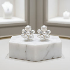 CUBIC ZIRCONIA COLLECTION - PEARL CLUSTER EARRINGS - SILVER CZER713