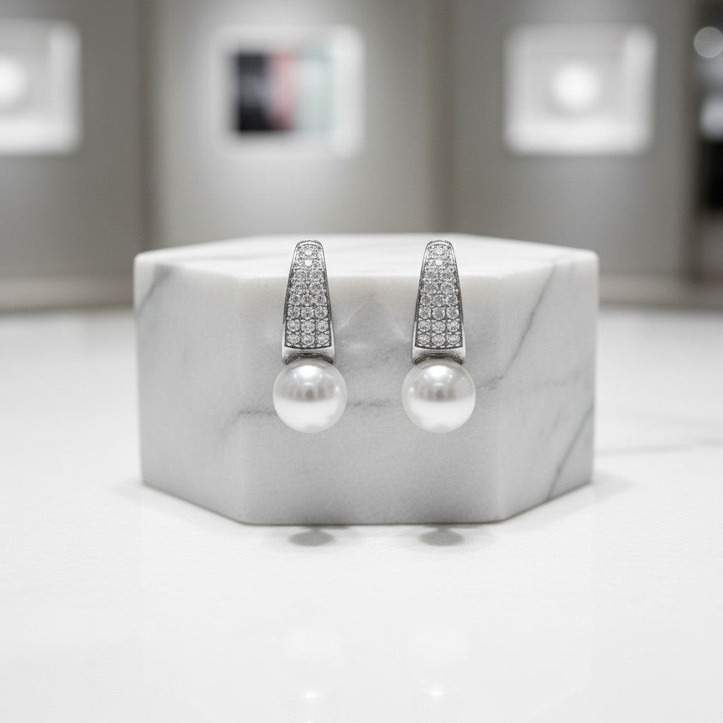 CUBIC ZIRCONIA COLLECTION - CHIC PEARL DROP EARRINGS - CZER716 SILVER