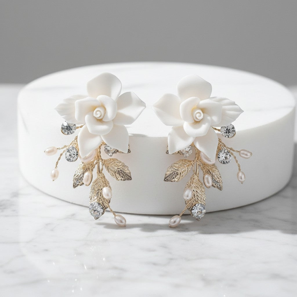 ATHENA COLLECTION - STARLET FLOWER EARRINGS - CZER724 GOLD