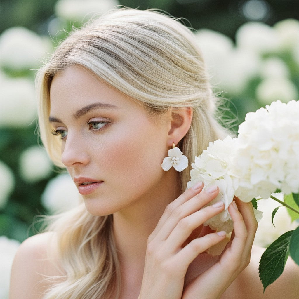 ATHENA COLLECTION - DIVINE FLOWER EARRINGS - CZER725 GOLD