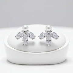 CUBIC ZIRCONIA COLLECTION - DAINTY PEARL SPARKLE EARRINGS - CZER735 SILVER