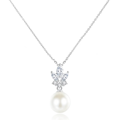 CUBIC ZIRCONIA COLLECTION - EXQUISITE PEARL NECKLACE - CZNK194 SILVER