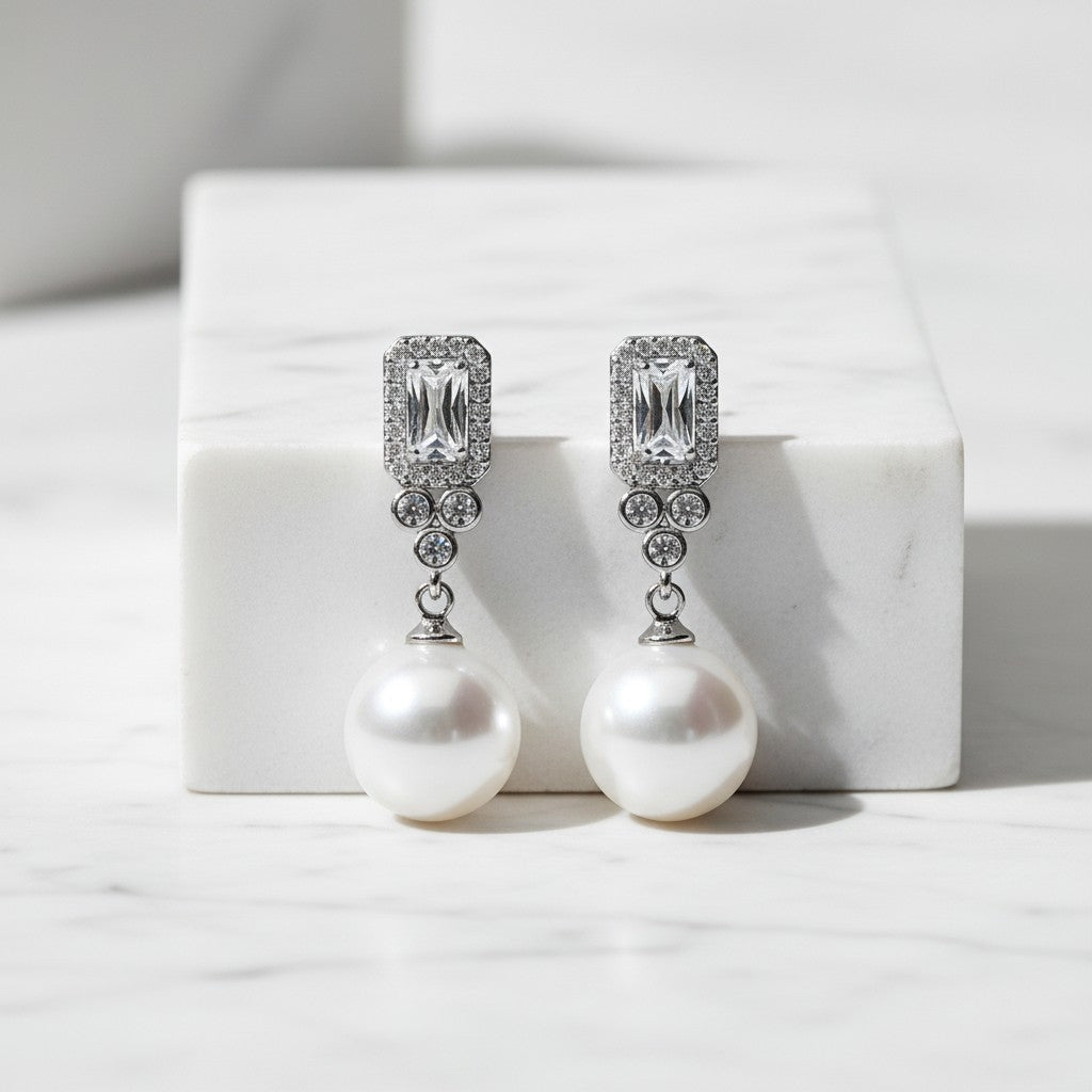 CUBIC ZIRCONIA COLLECTION - SHEER ELEGANCE EARRINGS - CZER744 SILVER
