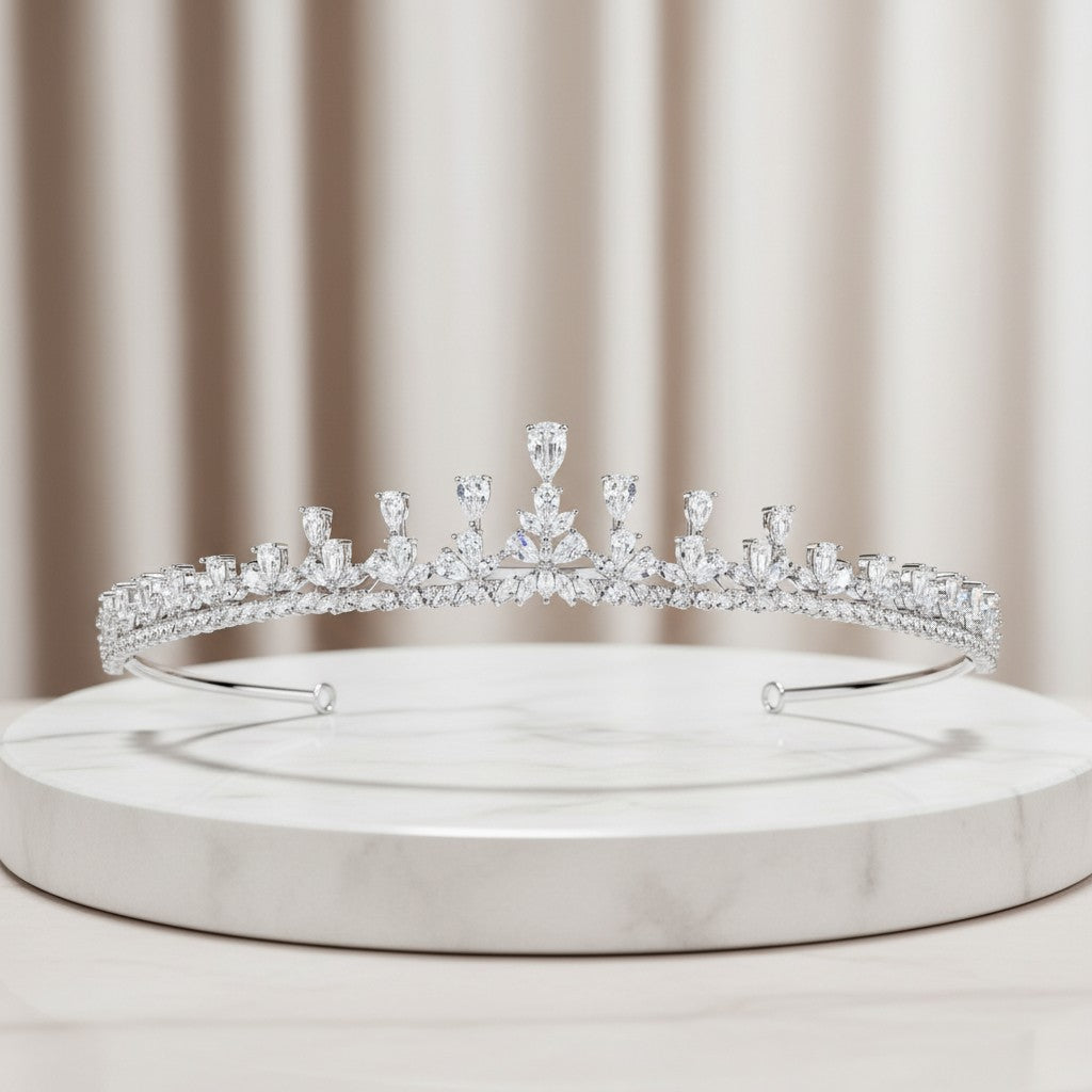 CUBIC ZIRCONIA COLLECTION - STARLET GEM TIARA - AHB178 SILVER