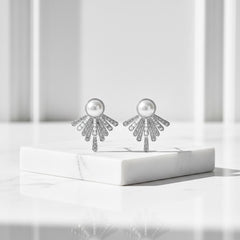 CUBIC ZIRCONIA COLLECTION - GATSBY STYLE  EARRINGS - CZER755