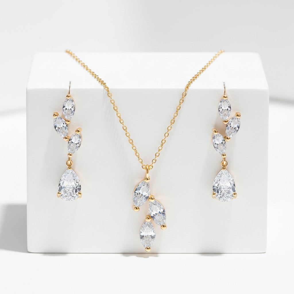 CUBIC ZIRCONIA COLLECTION - DAINTY ELEGANCE NECKLACE SET- CZNK204 GOLD