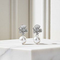 CUBIC ZIRCONIA COLLECTION - VINTAGE FLOWER EARRINGS - CZER756 SILVER