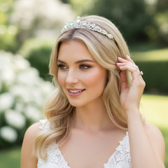 CUBIC ZIRCONIA COLLECTION - CHIC STARLET TIARA - AHB181 GOLD