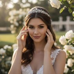 CUBIC ZIRCONIA COLLECTION - CHIC STARLET TIARA - AHB181 SILVER